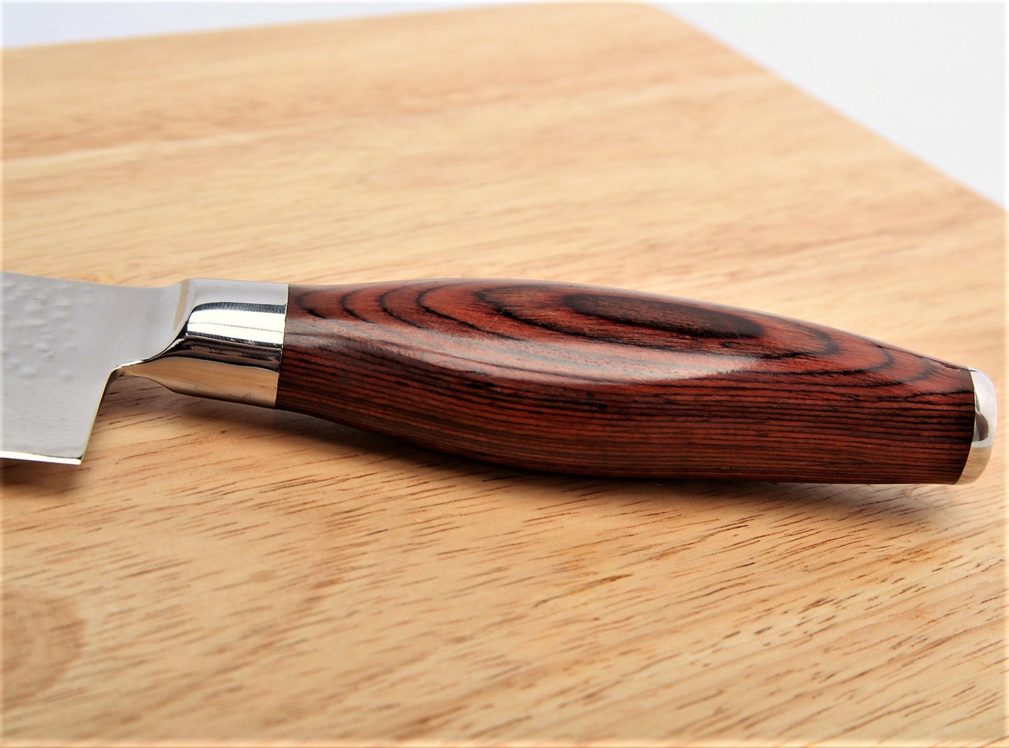 Japanese Damascus Steel Chef Knife – Hammered VG-10 Blade | 67-Layer Pro Knife