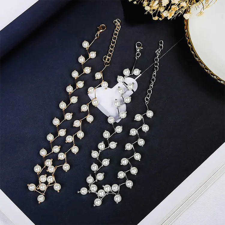 Minimalist Short Pearl Choker Necklace for Women
