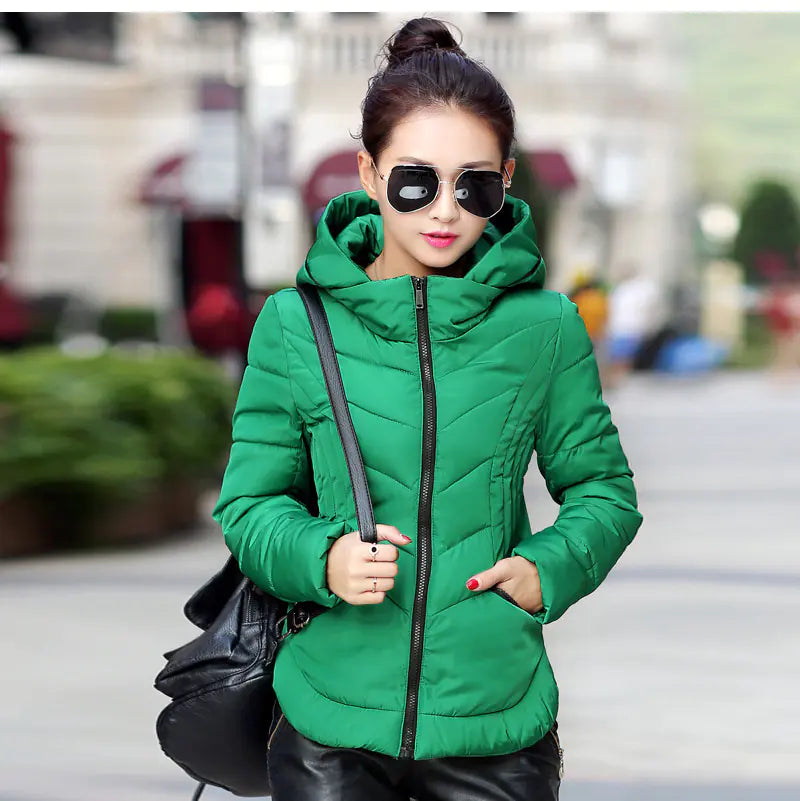 Stylish Short Women's Cotton Jacket for Winter