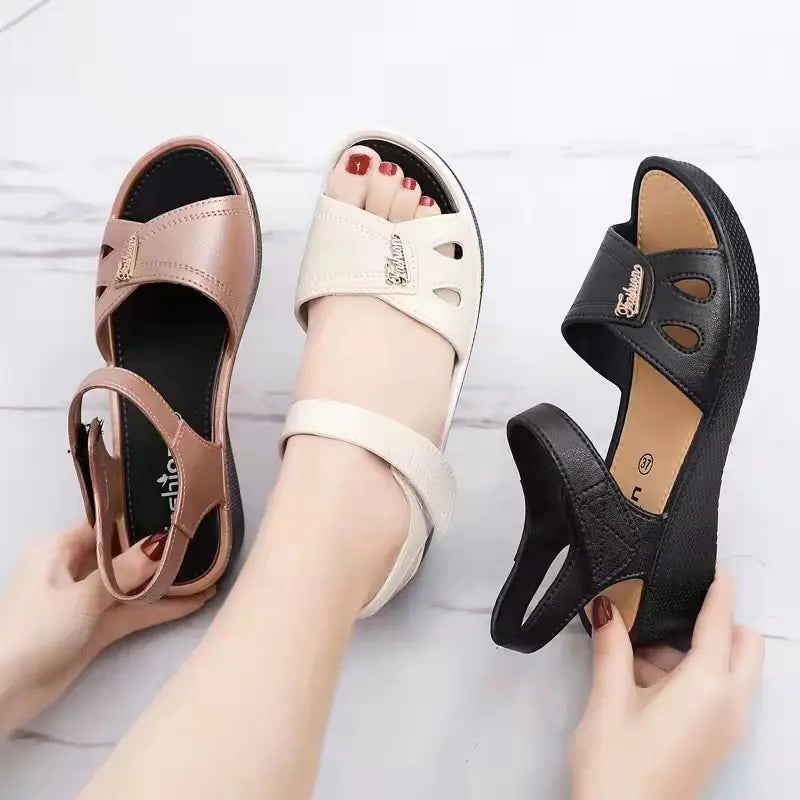 Wholesale Simple Casual Mid-Heel Sandals for Women
