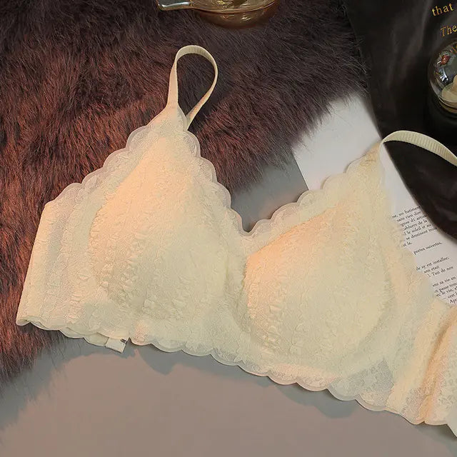 Women's Wireless Push-Up Plus-Size Bras (Soft & Sexy)