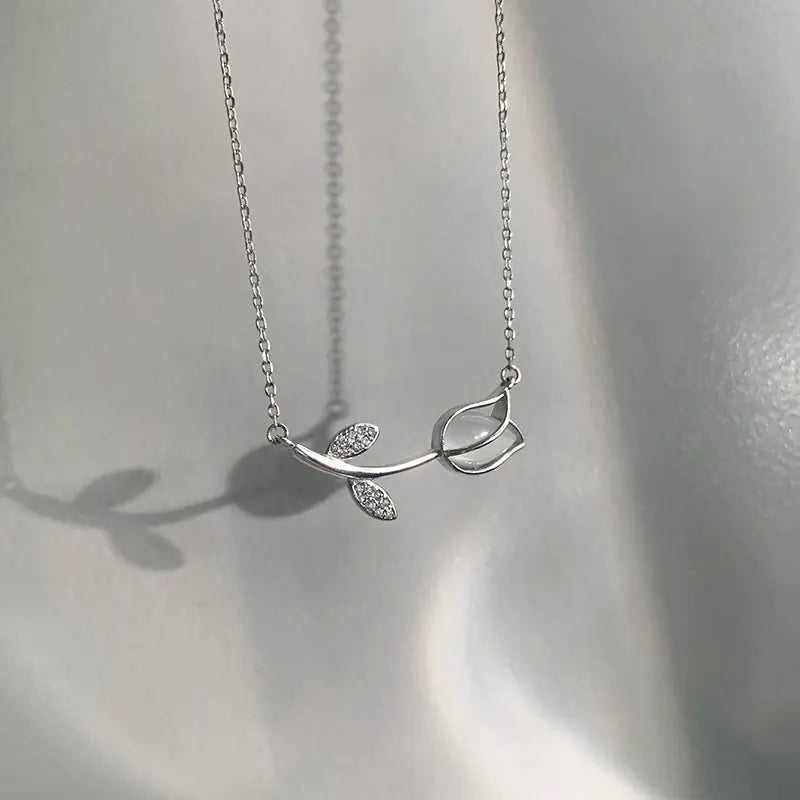 Tulip Charm Pendant Necklace for Women