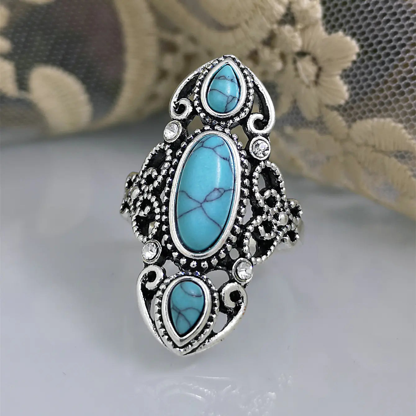 Vintage Turquoise Ring with Creative Openwork Design