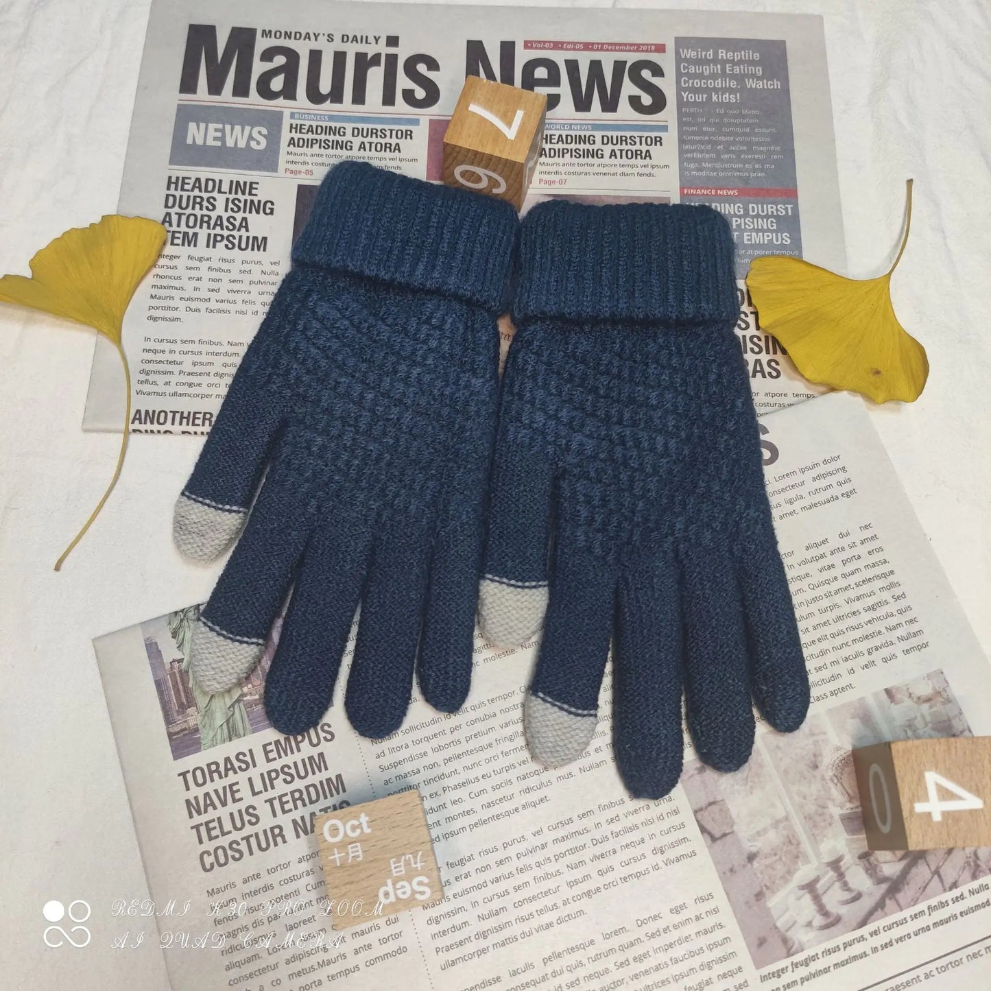 Women's Winter Touchscreen Knitted Thermal Gloves