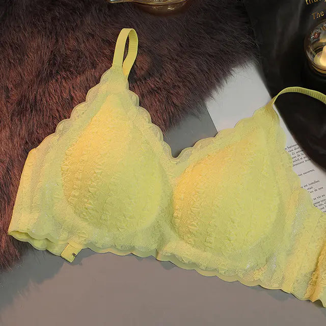 Women's Wireless Push-Up Plus-Size Bras (Soft & Sexy)