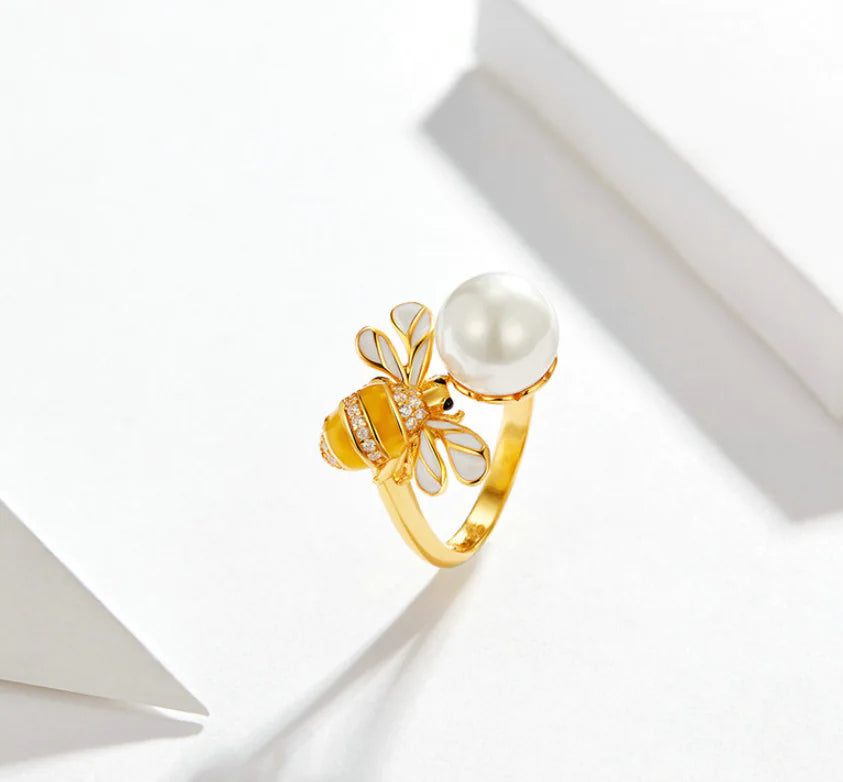 Bee Ring, Open-Finger Adjustable Ring