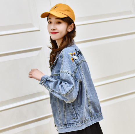 Women's Long Sleeve Straight Denim Jacket