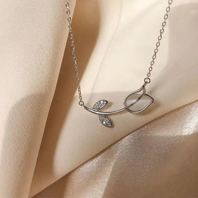 Tulip Charm Pendant Necklace for Women