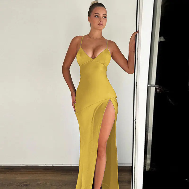 2024 Spring Women's Fashion V-Neck Backless Dress