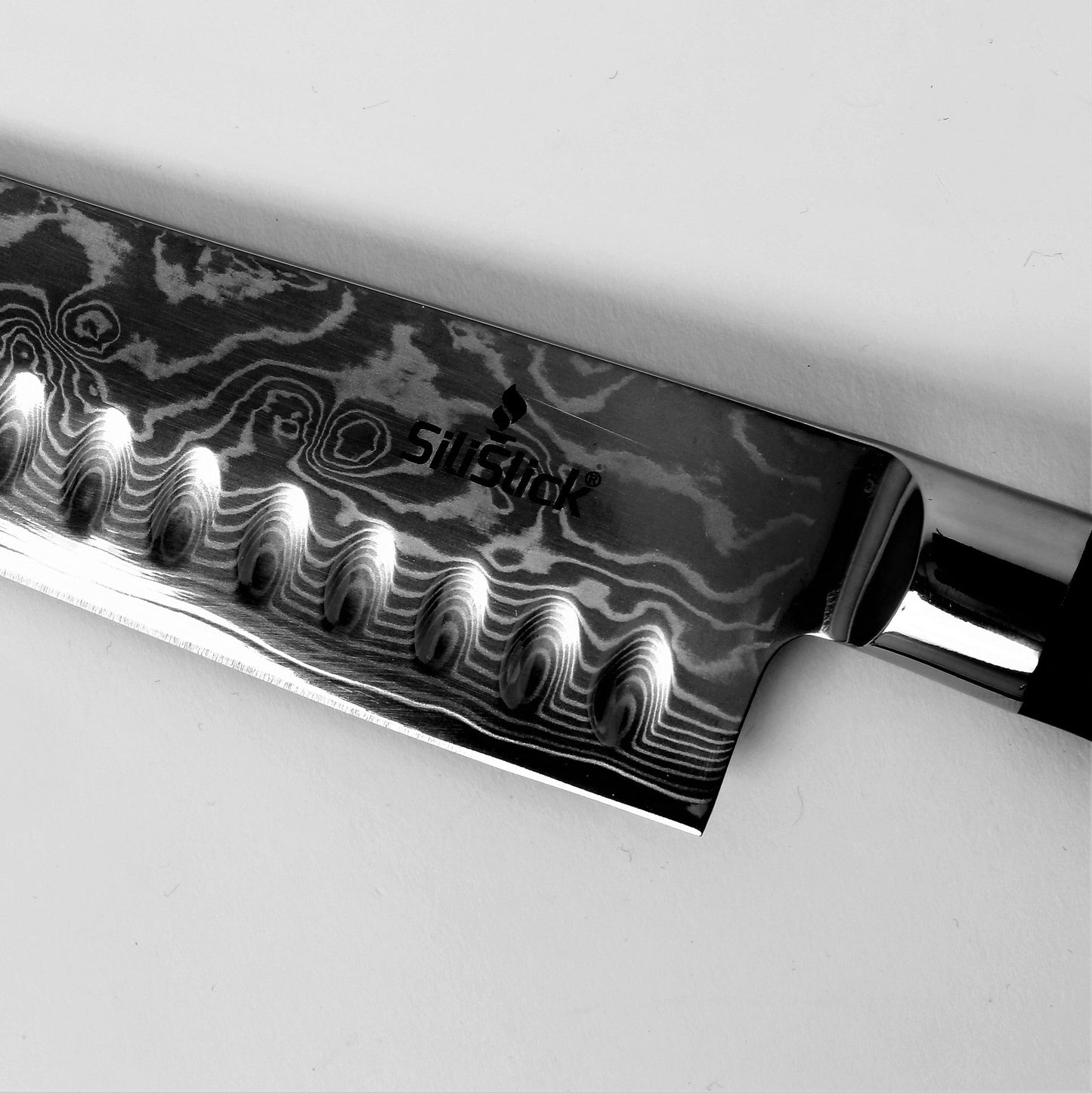 Damascus Santoku Knife – VG-10 Japanese Steel | Wave Pattern Blade