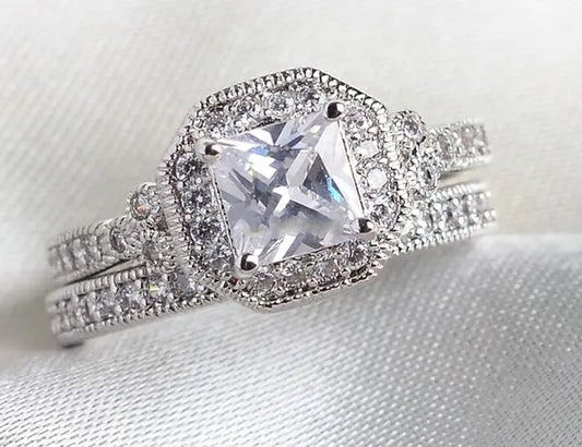 Diamond Ring, Engagement Ring, Stone-Set Ring