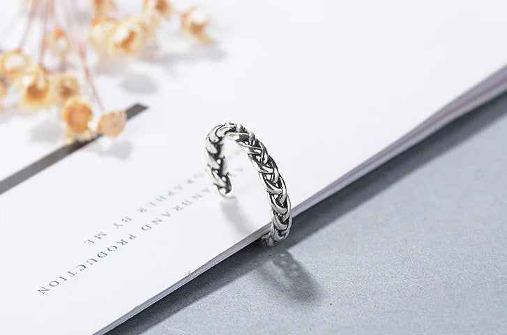 Personalized Chain Ring, Twisted Ring, Minimalist Ring