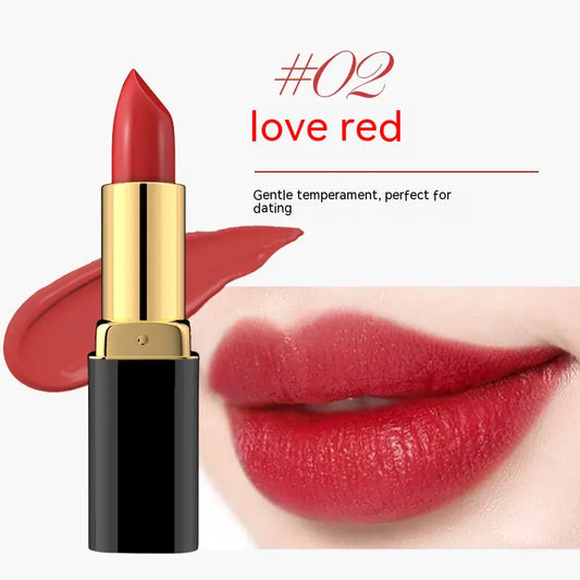 Moisturizing Lipstick with Long-Lasting Color