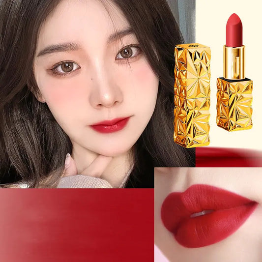 Matte Long-Lasting Lipstick for Bold Looks