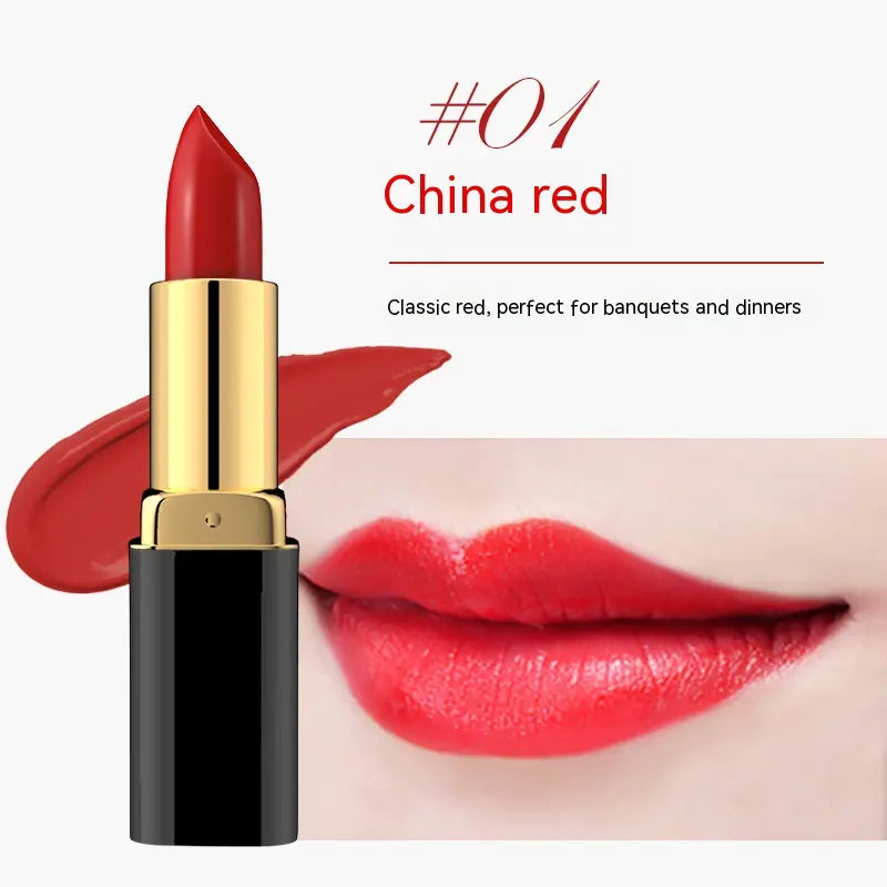 Moisturizing Lipstick with Long-Lasting Color