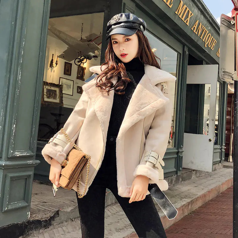 Chic Short Faux Shearling Jacket for Women