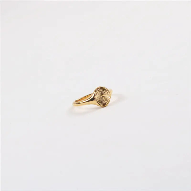 Titanium Steel Heart Ring & Vintage Star Gold Ring