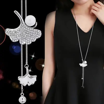 Autumn Winter Fashion Leaf Butterfly Necklace for Women