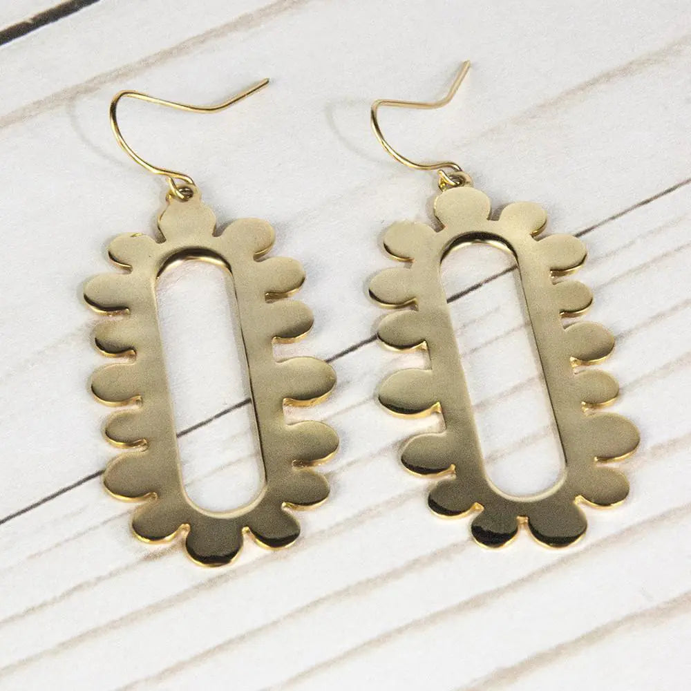 Pebble Earrings | Minimalist Stone-Inspired Earrings for Women | Chic Gold & Silver Jewelry